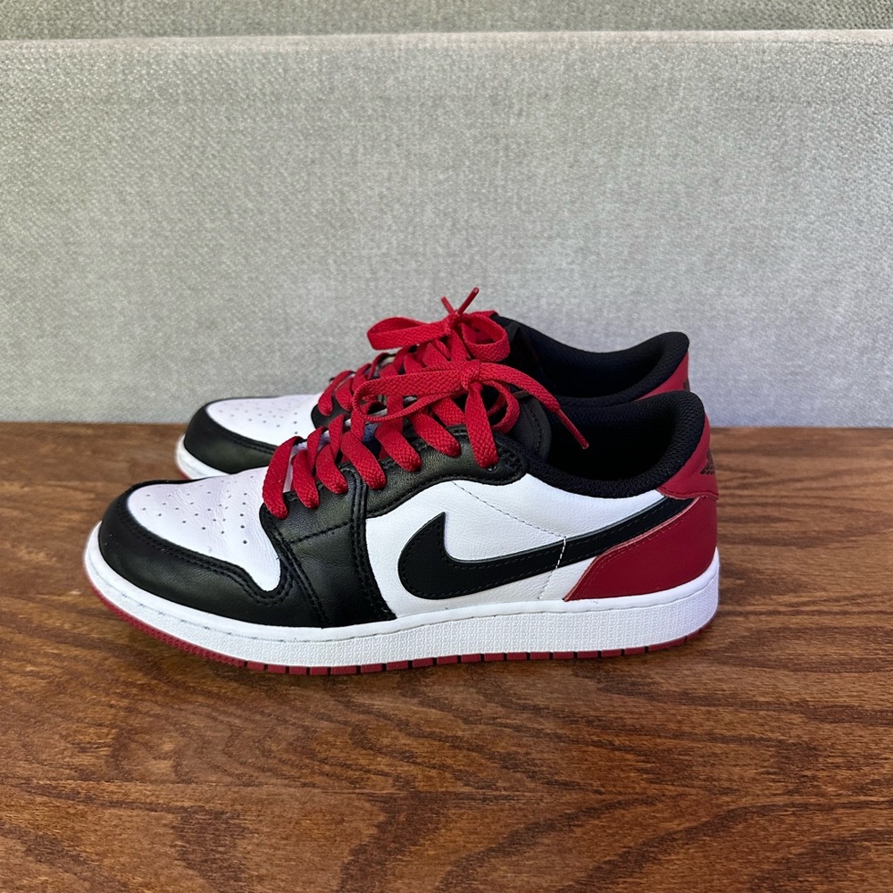 2023 Air Jordan 1 Retro Low OG GS “Black Toe” (Youth 6)